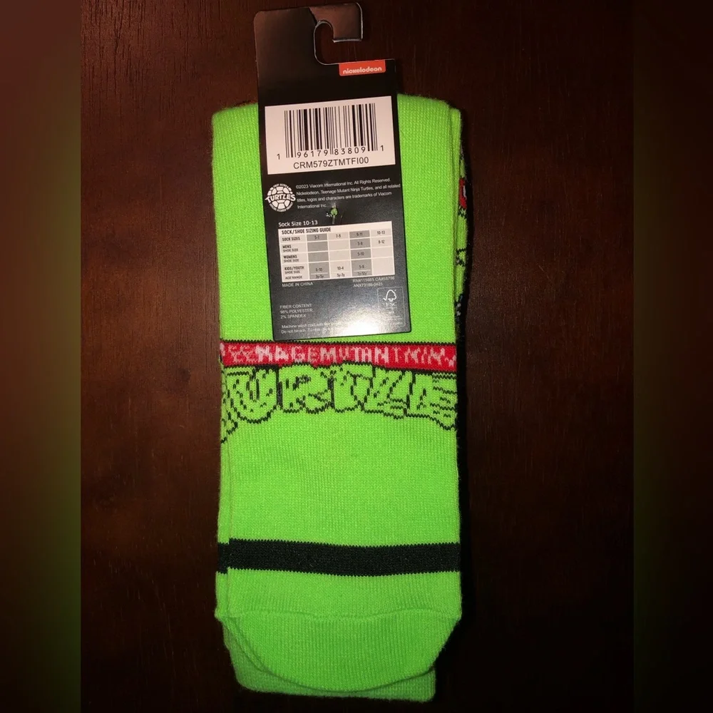 TEENAGE MUTANT NINJA TURTLES NOVELTY CREW SOCKS NWT MEN’S SHOE SIZE 8-12